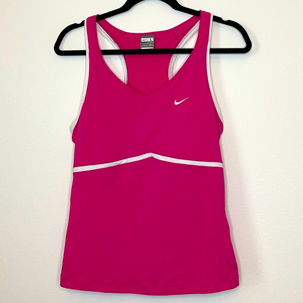 Nike FIT DRY sport tank with built in bra.